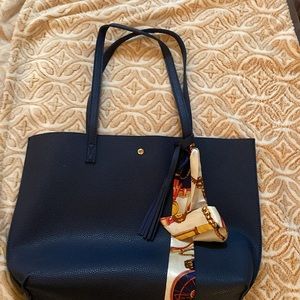 Tote Style Purse